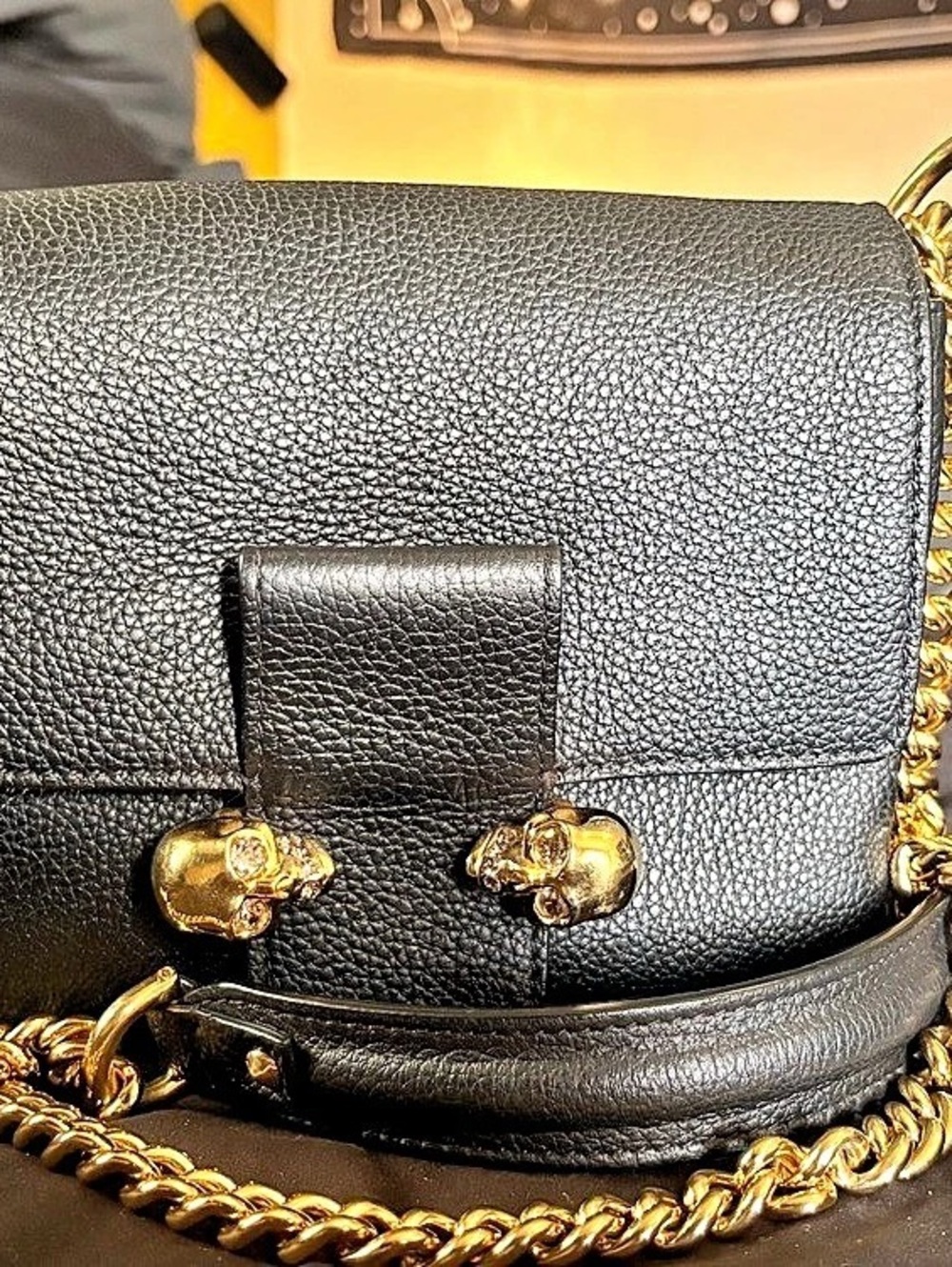 Alexander McQueen Twin Skull Chain Crossbody in Black